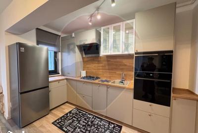 Apartament cu 2 camere, mobilat în Central - 3