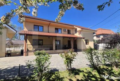 Casă cu 4 camere cu Teren 525 Mp în Central - 1