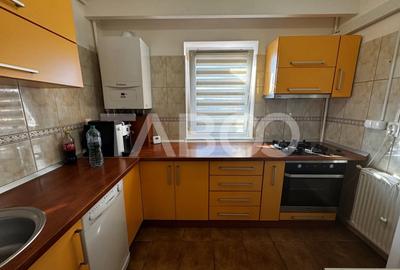 Apartament renovat complet 2 camere 2 balcoane decomandat Sibiu - 14
