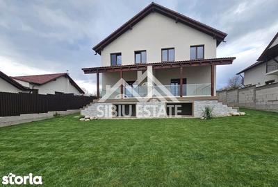 Casă cu 4 camere cu Teren 270 Mp în Central - 12