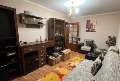 Apartament Cu 2 Camere Decomandate Zona Burdujeni - Cuza Voda 2 - 4