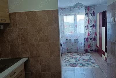 Inchiriez garsoniera - 4