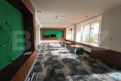 Spatiu comercial stradal, 70 mp utili, cu vitrina, zona Dunarea-Romanesti - 3