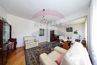 Casă individuală cu 4 camere în Florilor