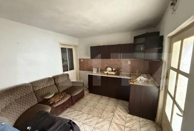 Casă cu 3 camere cu Teren 2400 Mp în Livada - 3