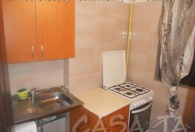 Inchiriere garsoniera, situata in Targu Jiu, 23 August (in Bloc Nou) - 3