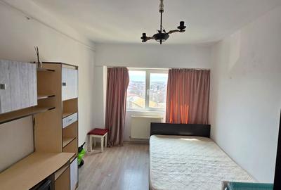 Apartament cu 3 camere decomandat în Orizont - 12