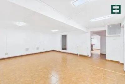 Spațiu comercial, 50 mp în Central - 3