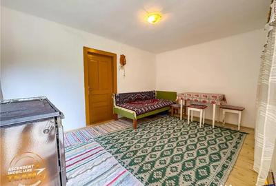Casă cu 2 camere cu Teren 553 Mp în Sâncrai - 5
