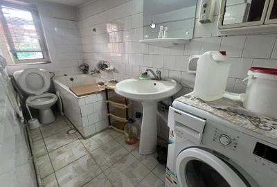 Casă cu 4 camere cu Canalizare în Ștrand - 1