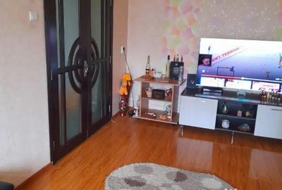Apartament cu 3 camere semidecomandat în Petros - 9