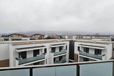 Apartament cu 3 camere decomandat în Central - 2