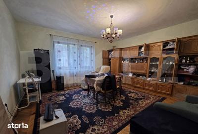 Casă cu 5 camere cu Teren 347 Mp în Titulescu - 5