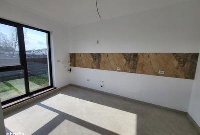 Casă cu 5 camere cu Teren 270 Mp în Central - 5