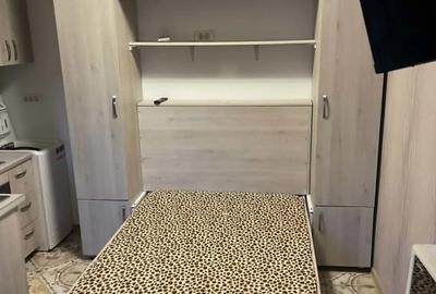 Garsonieră decomandată în Central - 2