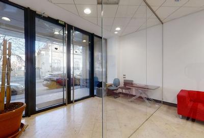 Spatiu birouri 8 Camere de inchiriat *Dacia-Eminescu* - 2