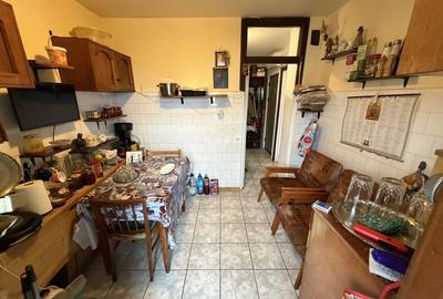 Decomandat. La 2 pasi de Shopping City. 2 bai. - 13