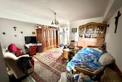 Apartament de vanzare, cu 2 camere, 55 mp, zona Micesti - 3