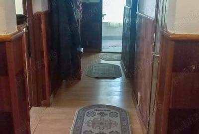 Apartament cu 4 camere decomandat în Crihala - 3