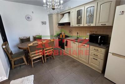 Casă cu 4 camere cu Teren 350 Mp în Central - 8