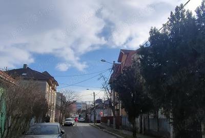 Casă în Central - 1