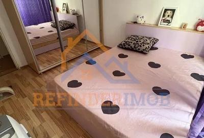 Apartament cu 3 camere decomandat, mobilat în Rahova
