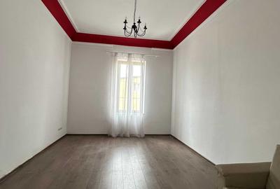 Spațiu comercial, de 120 mp, în Decebal - 7