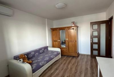 Vând apartament 2 camere| Proprietar | Balcon închis | Str. Solstițiului - 7