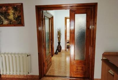 Apartament cu 3 camere decomandat, mobilat în 1 Mai - 7