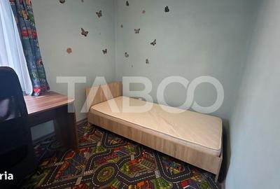 Apartament cu 3 camere decomandat, mobilat în Valea Aurie - 9