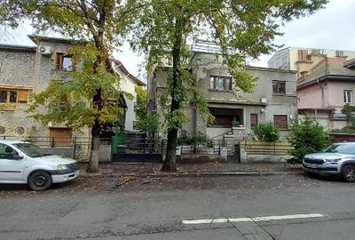 Duplex cu 4 camere cu Teren 200 Mp în Dorobanți - 2