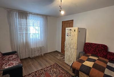Casă cu 4 camere cu Teren 19200 Mp în Central - 2