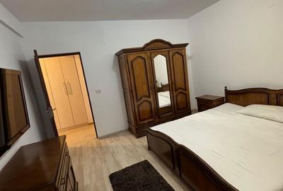 Apartament cu 2 camere decomandat în Subcetate - 1