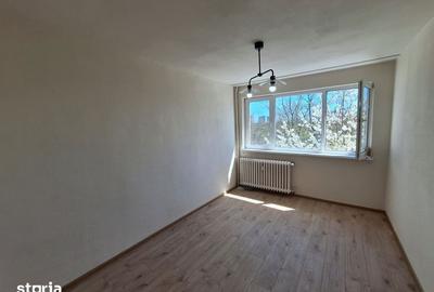Apartament cu 2 camere semidecomandat, mobilat în Pajura - 10