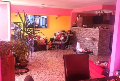 Casă cu 4 camere în Central - 3