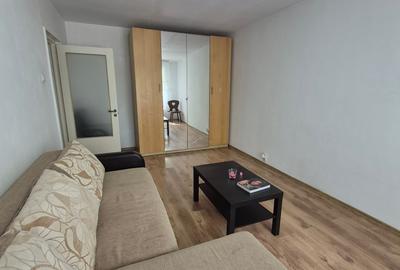 Apartament cu 2 camere decomandat, mobilat în Apărătorii Patriei - 1