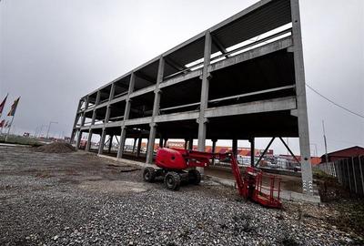 Spațiu comercial, de 1,800 mp, în Centura - 11