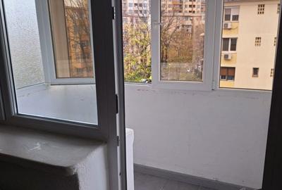 Apartament cu 2 camere semidecomandat în Titulescu - 7