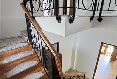 Casa cu 4 camere, 180 mp, situata in cartierul Europa! - 13