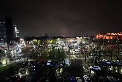 Vedere spre parcul Kiseleff și Guverm ! - 4