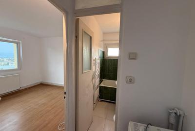 Apartament 2 camere, semidecomandat - 6