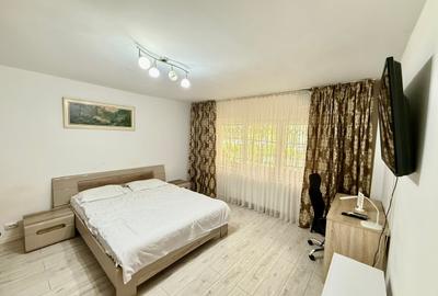 Apartament cu 2 camere decomandat în P-ța Alba Iulia