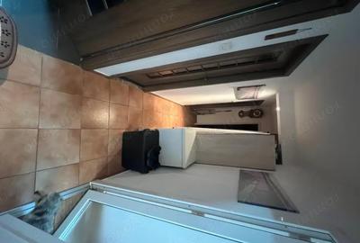 Apartament cu 4 camere decomandat în Complex Studențesc
