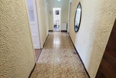 Apartament cu 2 camere decomandat în Sud