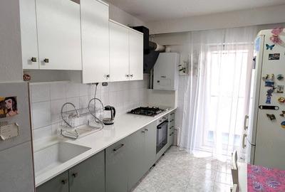 Apartament cu 4 camere decomandat în Aurel Vlaicu - 7