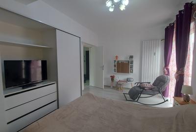 Apartament cu 2 camere decomandat, mobilat în P-ța Romană - 2