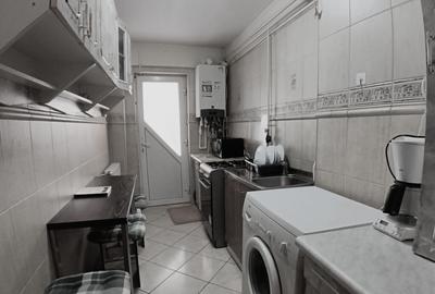 Apartament cu 3 camere semidecomandat în Central - 24