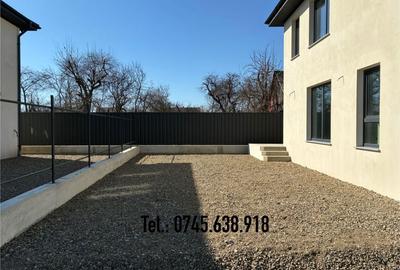 Casă cu 4 camere cu Teren 250 Mp în Central