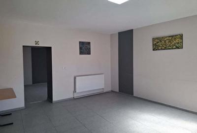 Casa 4 camere renovata recent in ?eitin - 2