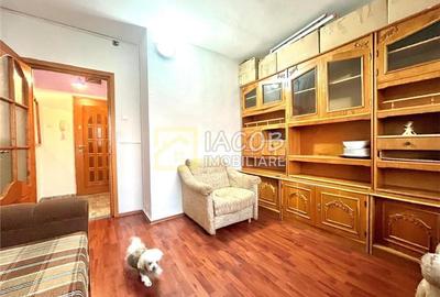 Apartament decomandat, 2 camere, etaj 3, str. Milcov , Bacau - 8